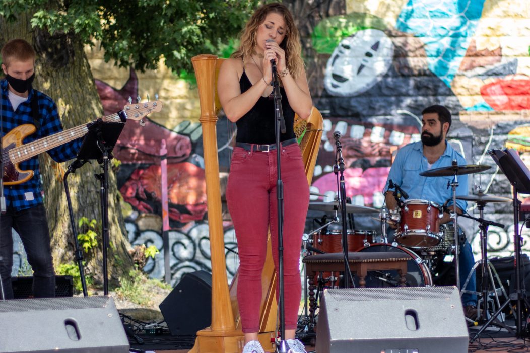 Lily Bloom Class Acts Entertainment